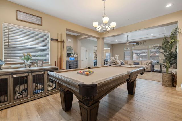 3038 E Beech Court, Visalia, CA 93292