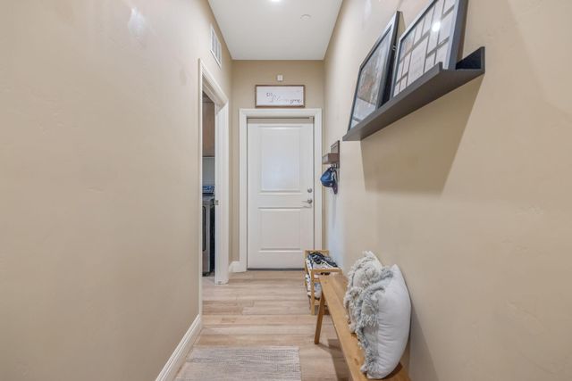 3038 E Beech Court, Visalia, CA 93292