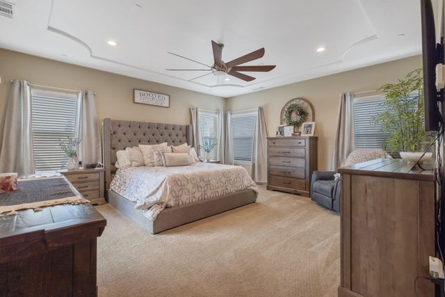 3038 E Beech Court, Visalia, CA 93292