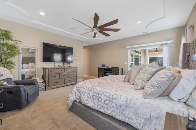 3038 E Beech Court, Visalia, CA 93292