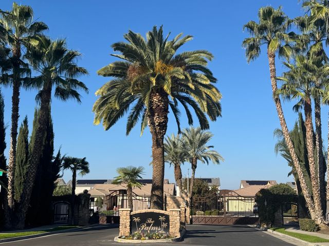 3038 E Beech Court, Visalia, CA 93292