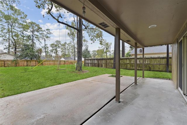 714 Golden Bear Lane, Kingwood, TX 77339