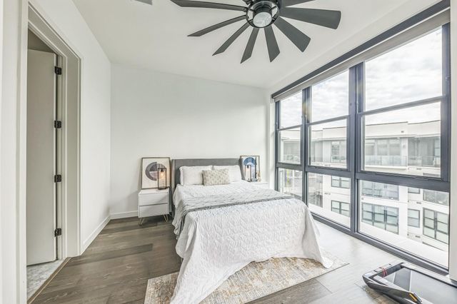 800 Embassy DR 609, Austin, TX 78702