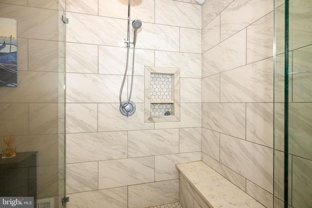 3707 OAKWOOD TRL, Allentown, PA 18103