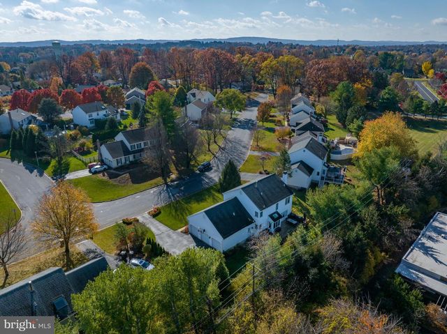 3707 OAKWOOD TRL, Allentown, PA 18103