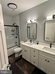 678 GATEWAY DR SE #907, Leesburg, VA 20175