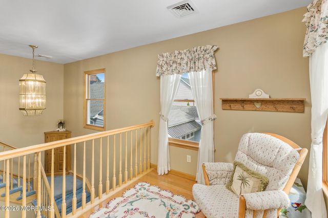 37 Maple Shade Avenue E, Hamilton Square, NJ 08690