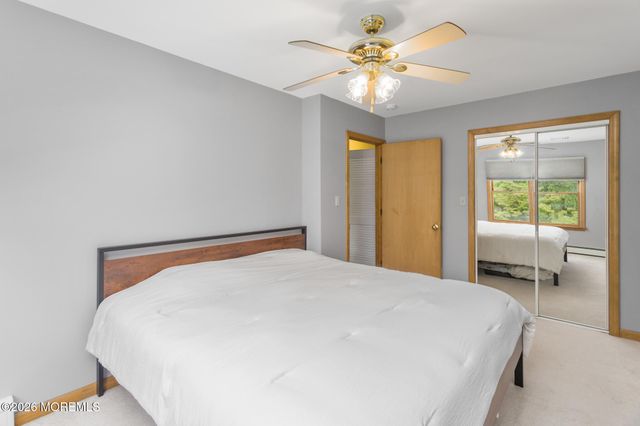 37 Maple Shade Avenue E, Hamilton Square, NJ 08690