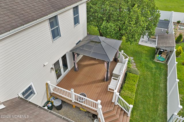 37 Maple Shade Avenue E, Hamilton Square, NJ 08690