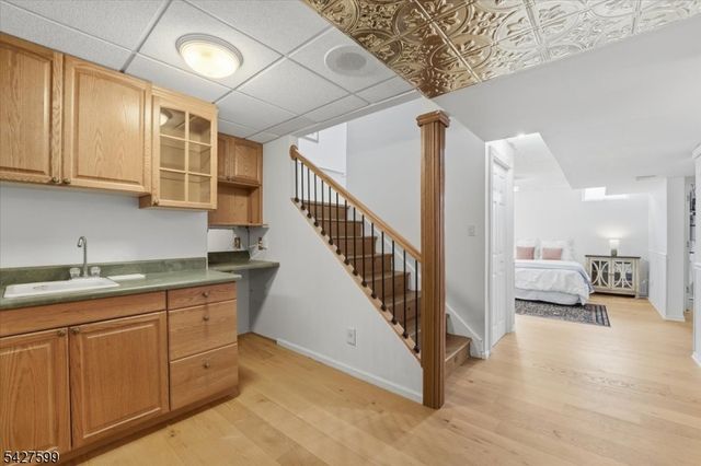 109 Castle Pointe Blvd, Piscataway Twp., NJ 08854