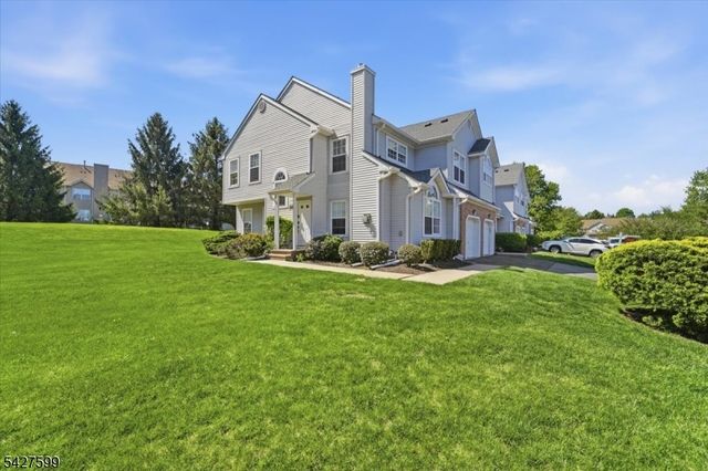 109 Castle Pointe Blvd, Piscataway Twp., NJ 08854