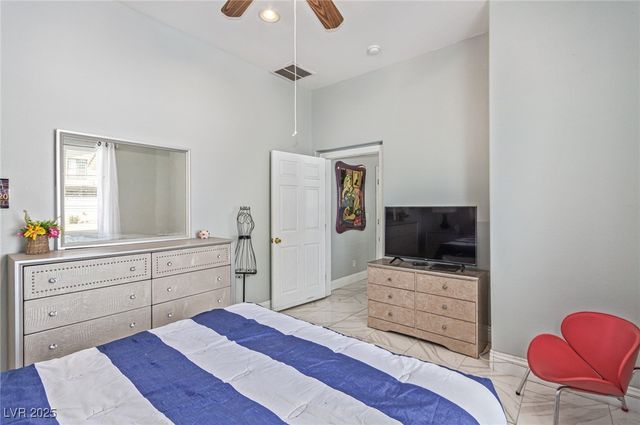 60 North Fogg Street, Las Vegas, NV 89110