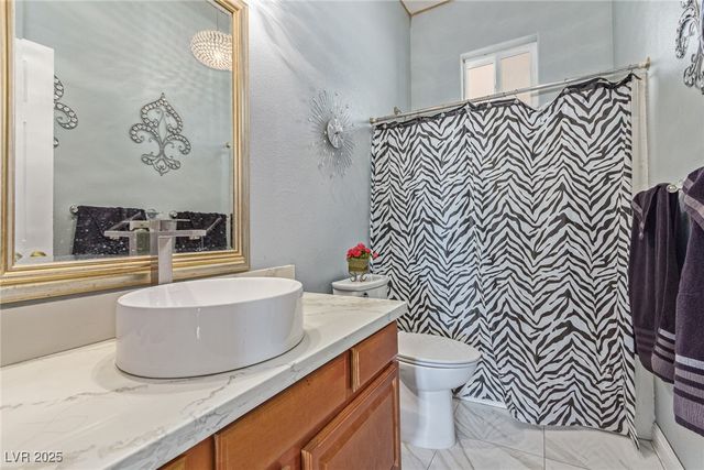 60 North Fogg Street, Las Vegas, NV 89110