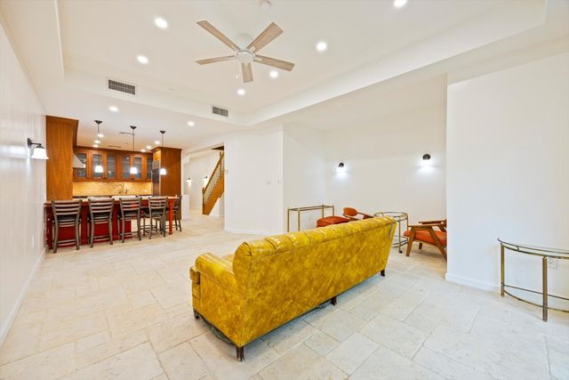 329 CONVENT Avenue, New York City, NY 10031