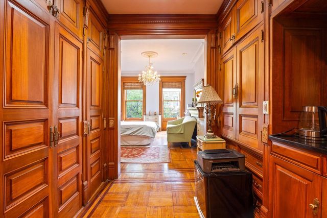 329 CONVENT Avenue, New York City, NY 10031