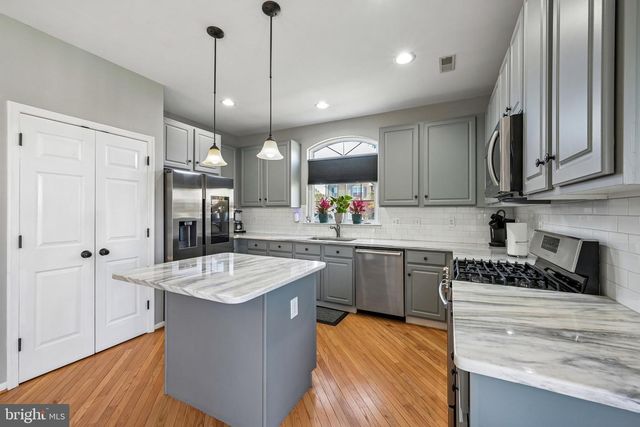 304 JUNIPER LN, Swedesboro, NJ 08085