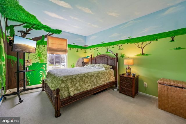 304 JUNIPER LN, Swedesboro, NJ 08085