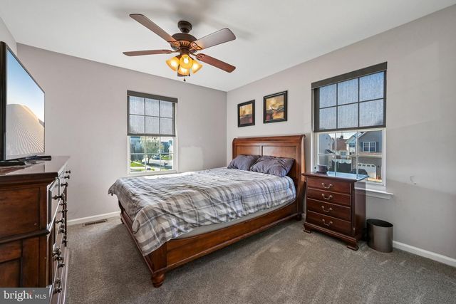 304 JUNIPER LN, Swedesboro, NJ 08085