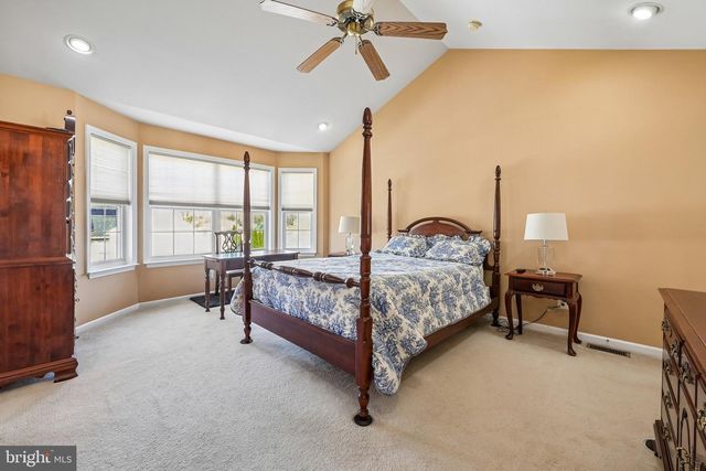 304 JUNIPER LN, Swedesboro, NJ 08085