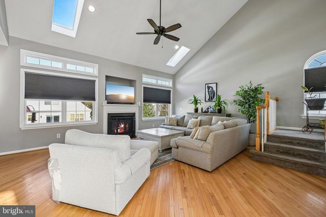 304 JUNIPER LN, Swedesboro, NJ 08085