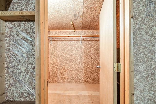 19 Williston Dr, Longmeadow, MA 01106