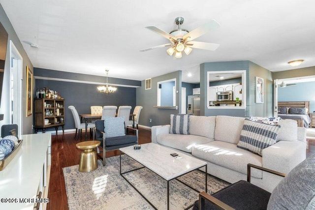 334 Mayfair Place, Morganville, NJ 07751