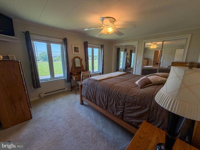 1331 CALVERT RD, Chester, MD 21619