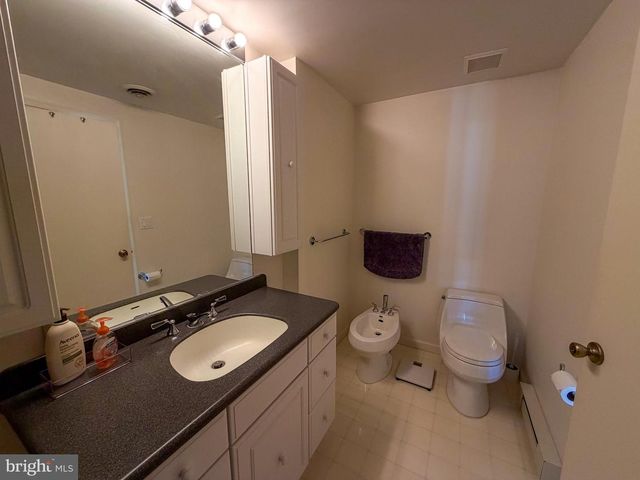 1331 CALVERT RD, Chester, MD 21619