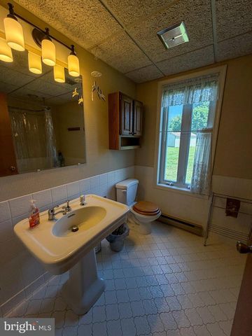 1331 CALVERT RD, Chester, MD 21619