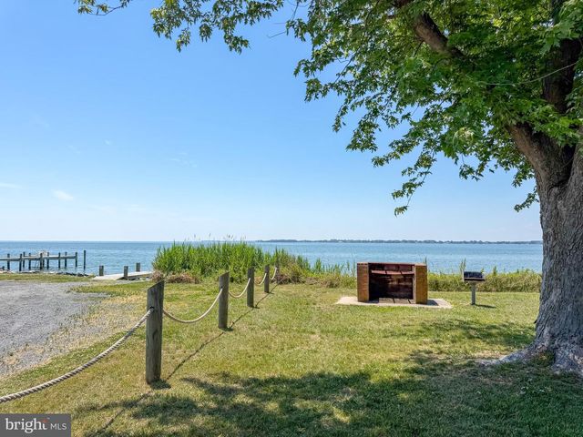 1331 CALVERT RD, Chester, MD 21619
