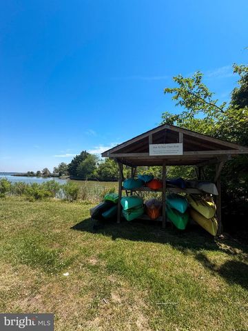 1331 CALVERT RD, Chester, MD 21619