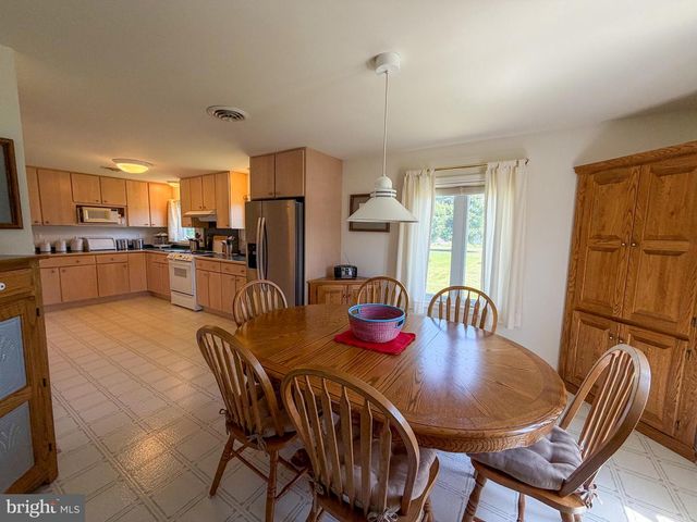 1331 CALVERT RD, Chester, MD 21619