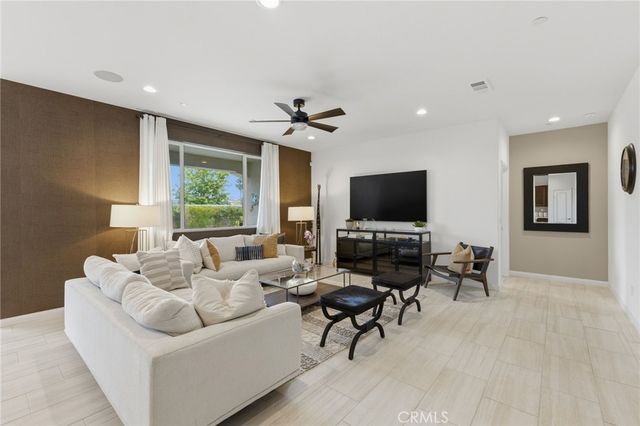 29743 Laurel Court, Menifee, CA 92584