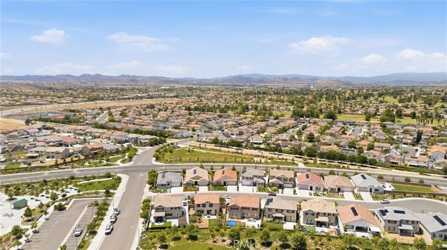 29743 Laurel Court, Menifee, CA 92584
