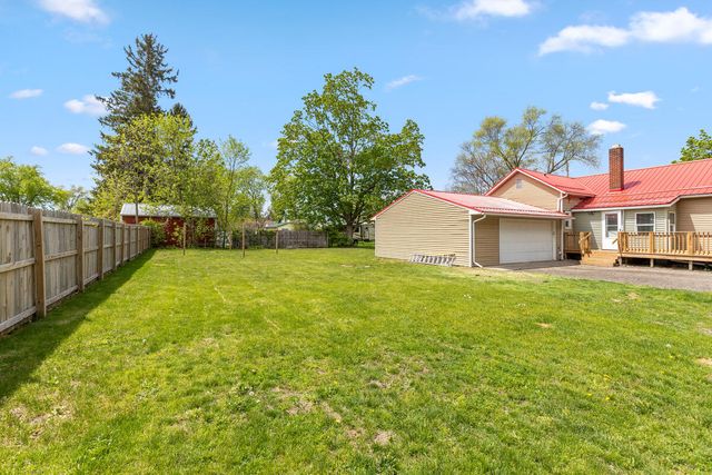 156 W Beech Street, Cedar Springs, MI 49319