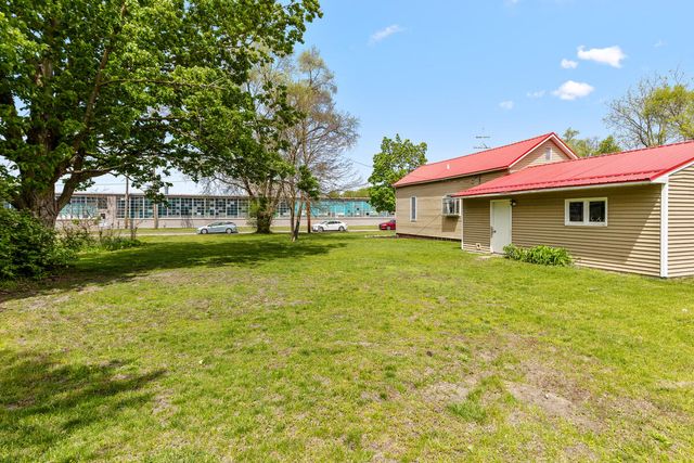 156 W Beech Street, Cedar Springs, MI 49319