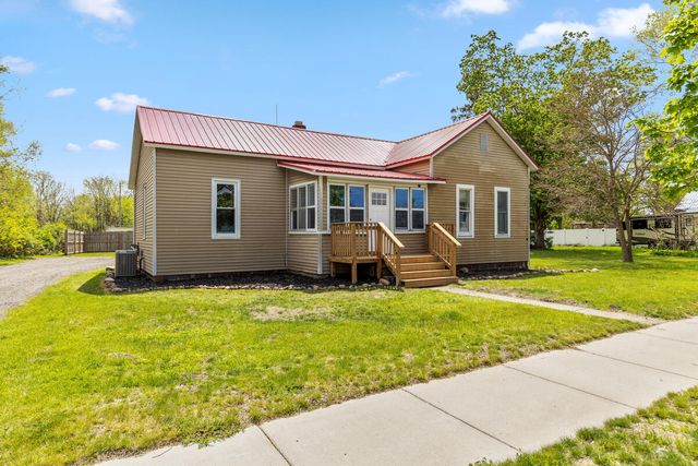 156 W Beech Street, Cedar Springs, MI 49319