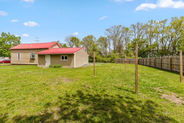 156 W Beech Street, Cedar Springs, MI 49319