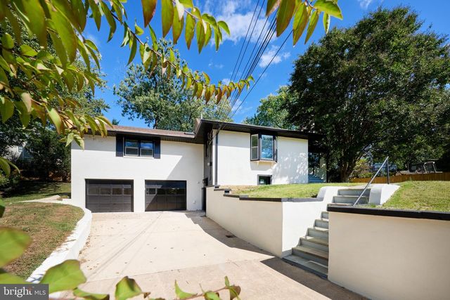 1904 LAMSON PL, Mclean, VA 22101