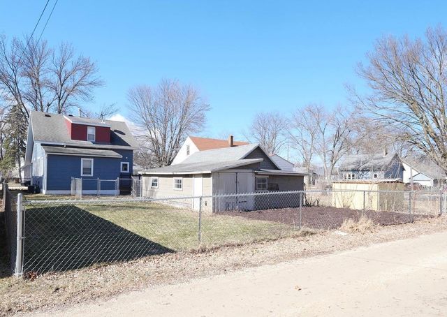 230 10th Avenue NE, Rochester, MN 55906