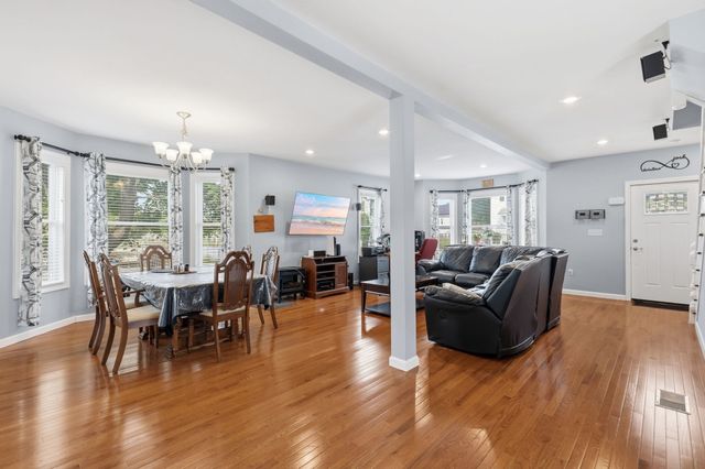 13 Cosgrove Street, Lowell, MA 01852