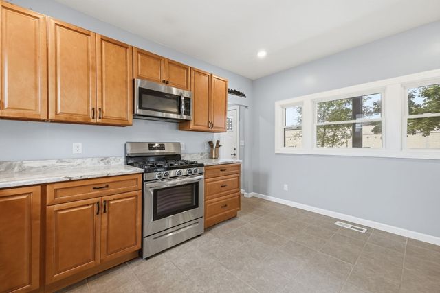 13 Cosgrove Street, Lowell, MA 01852