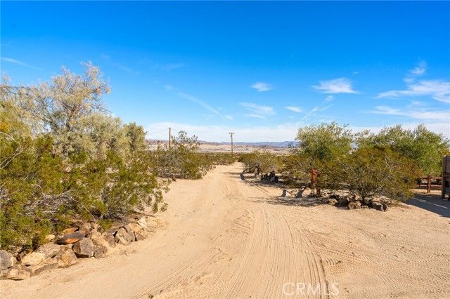 2653 Meldora, Twentynine Palms, CA 92277