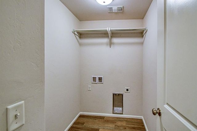 3232 Mount Nebo Drive, Yukon, OK 73099