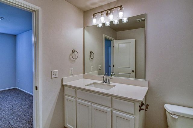 3232 Mount Nebo Drive, Yukon, OK 73099