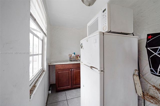 1385 NE 130th St, North Miami, FL 33161