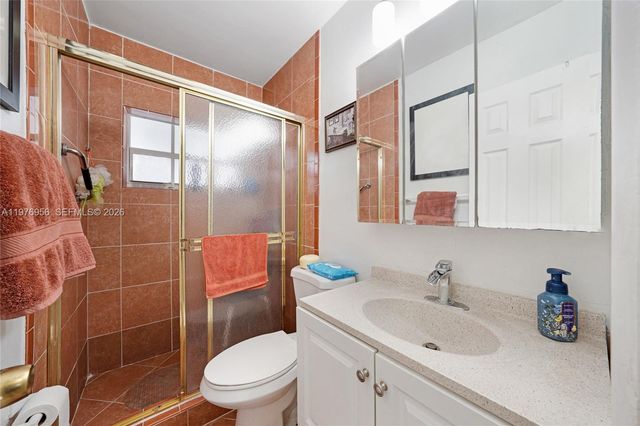 1385 NE 130th St, North Miami, FL 33161