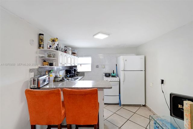 1385 NE 130th St, North Miami, FL 33161