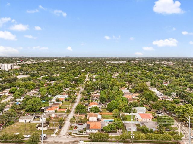 1385 NE 130th St, North Miami, FL 33161