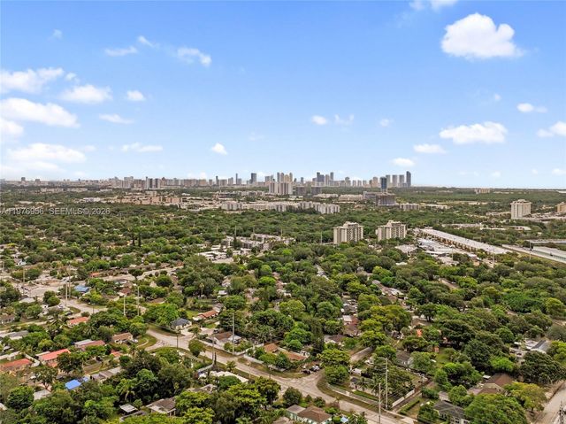 1385 NE 130th St, North Miami, FL 33161